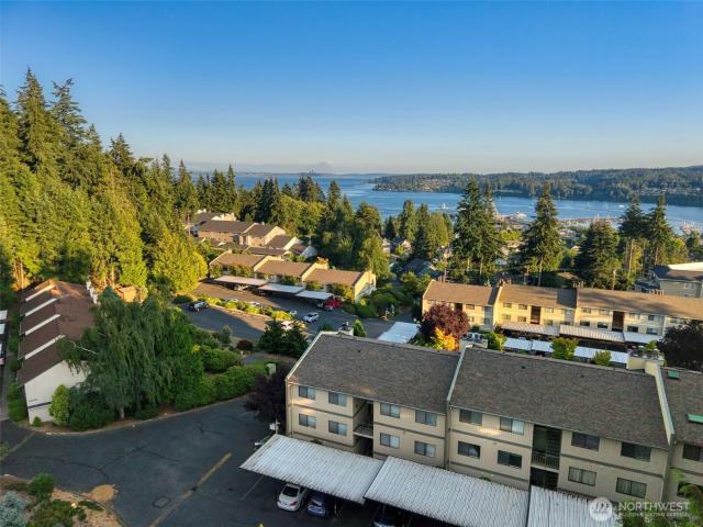 Condo for sale in Kingston, Washington