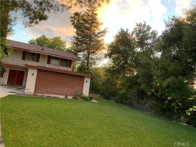 House for sale in Canyon Country, California