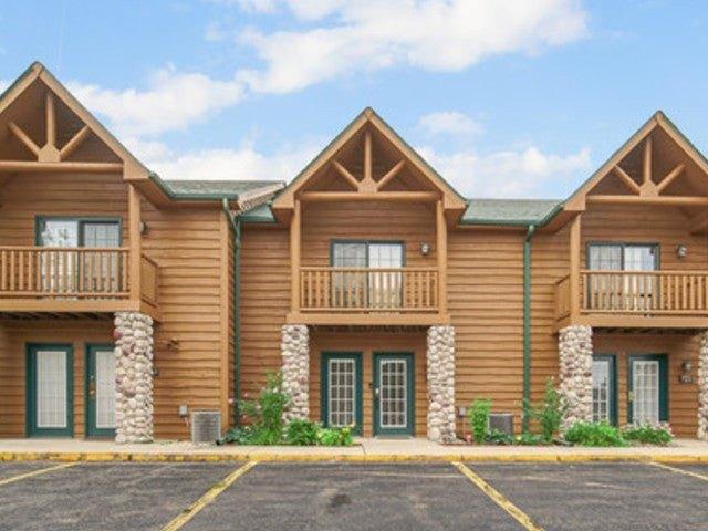 Townhouse for sale in Utica, Illinois