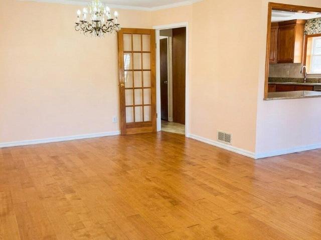 House for sale in Queens, Arverne