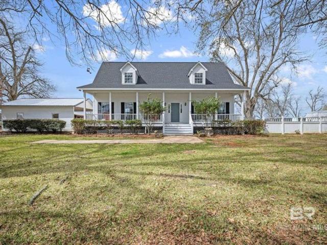 House for sale in Robertsdale, Alabama