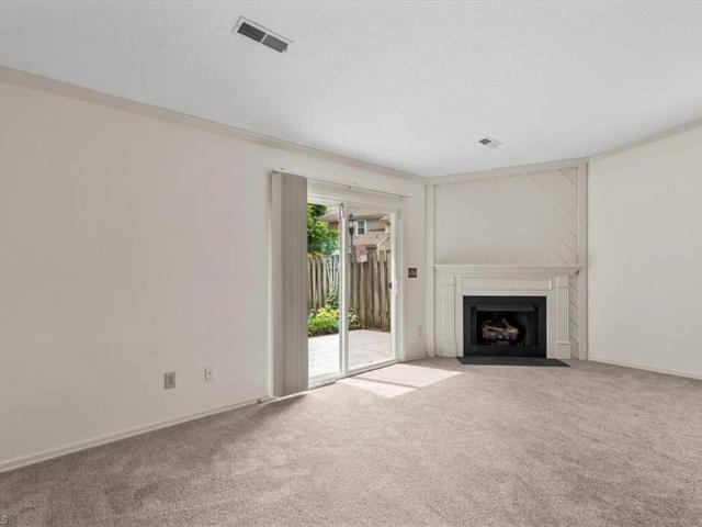 Townhouse for sale in Guilford, North Carolina