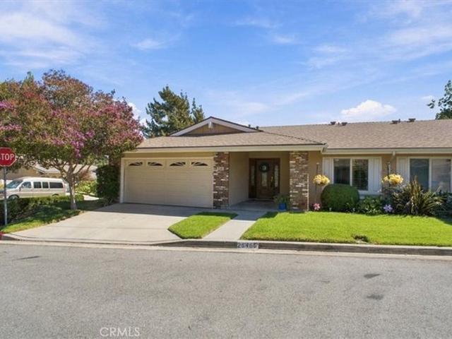 Condo for sale in Newhall, Santa Clarita