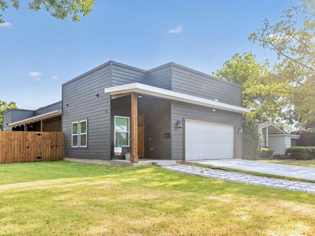 House for sale in Farmers Branch, Texas