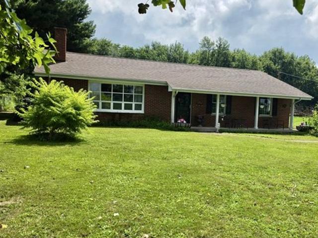 House for sale in Pleasant Plains, Illinois