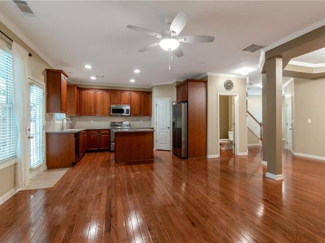 Townhouse for sale in Duluth
