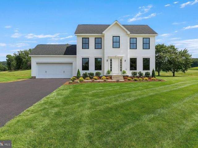 House for sale in Dover, Pennsylvania
