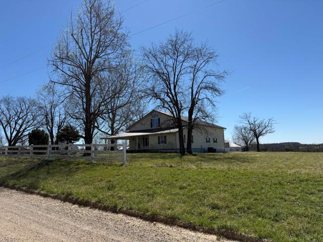 House for sale in Laclede, Missouri