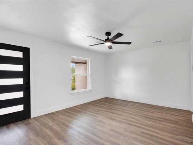 House for sale in Farmers Branch, Texas