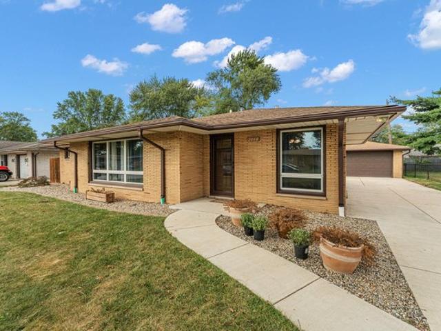 House for sale in Porter, Indiana
