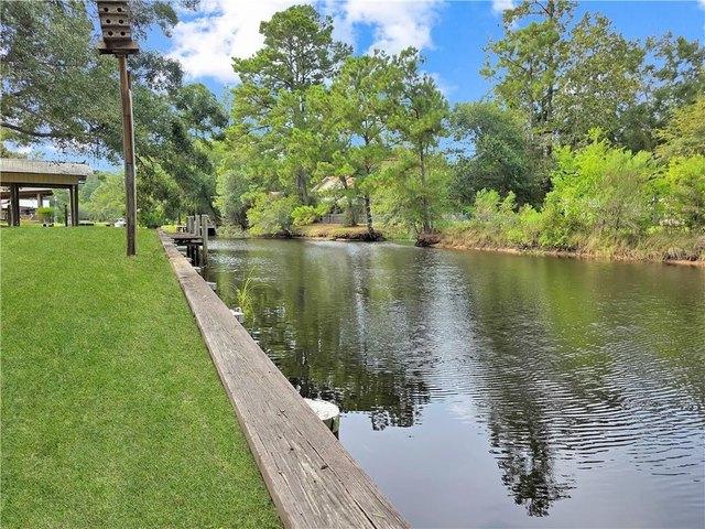 Land for sale in Lacombe, Louisiana