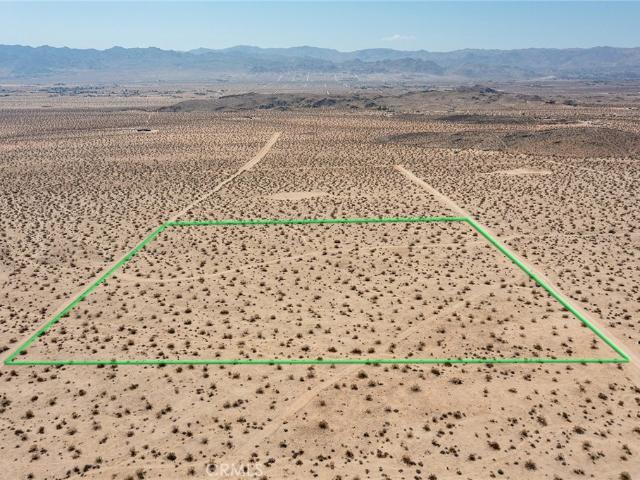 Land for sale in Joshua Tree, California