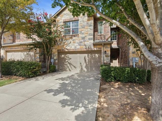 Townhouse for sale in Denton, Texas