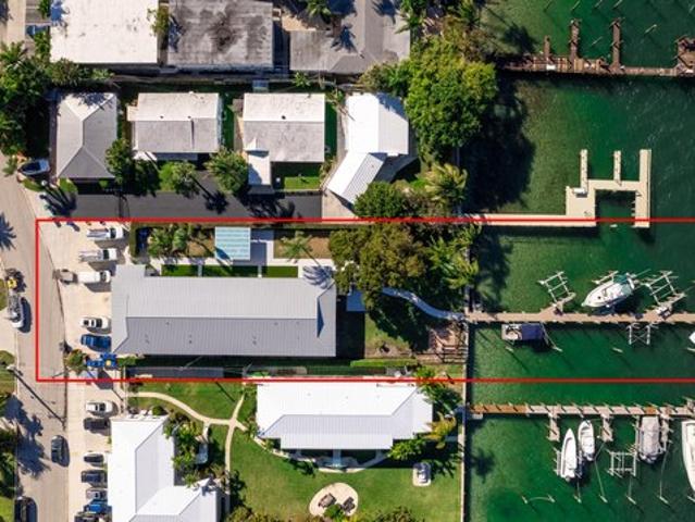Condo for sale in Riviera Beach, Florida