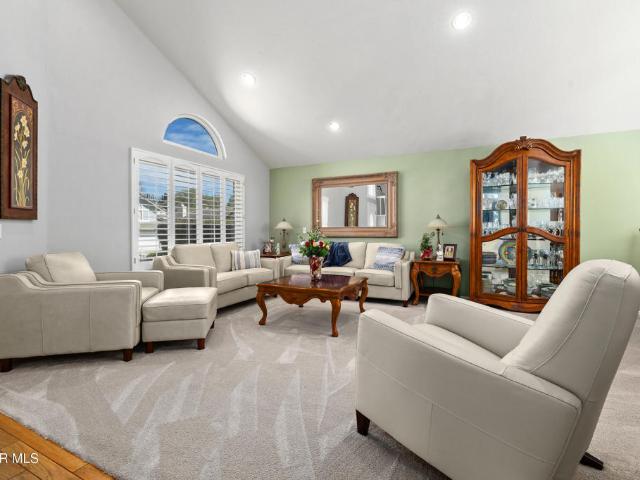 Property for sale in Thousand Oaks, Ventura County