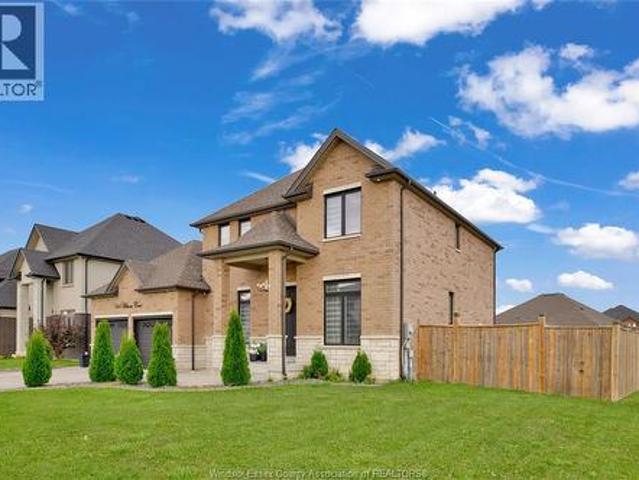 House for sale in Lakeshore, Ontario