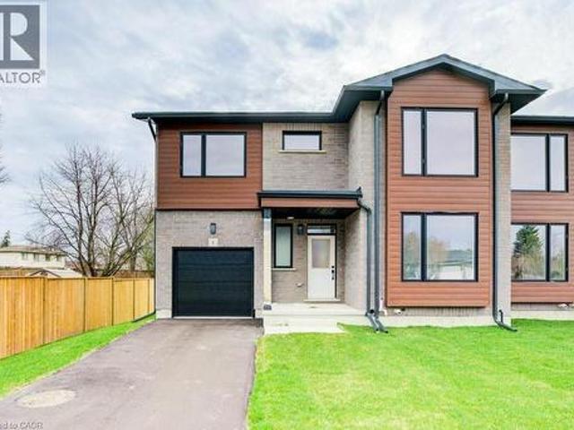 Condo for sale in Cambridge, Ontario