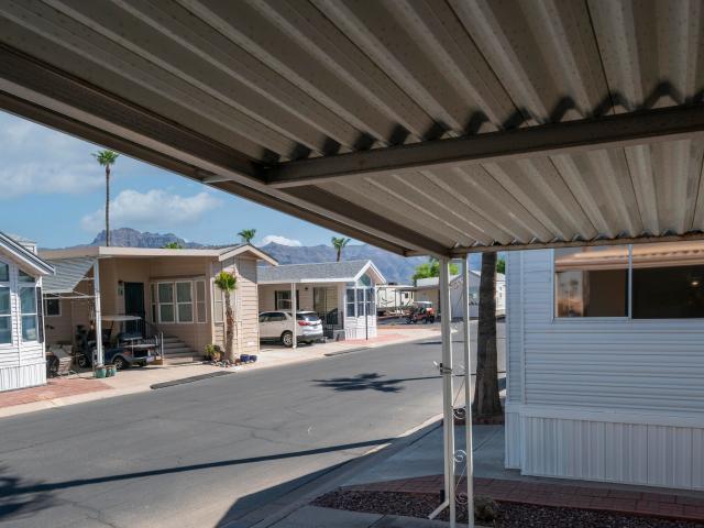 House for sale in Apache Junction, Arizona