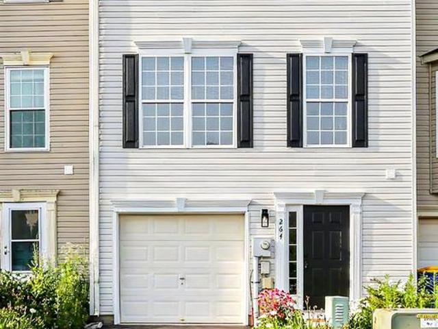 Townhouse for sale in Red Lion, Pennsylvania