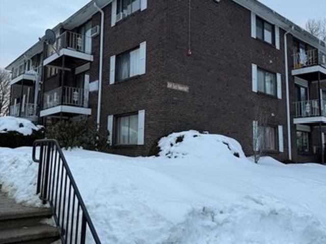 Condo for sale in Lawrence, Massachusetts