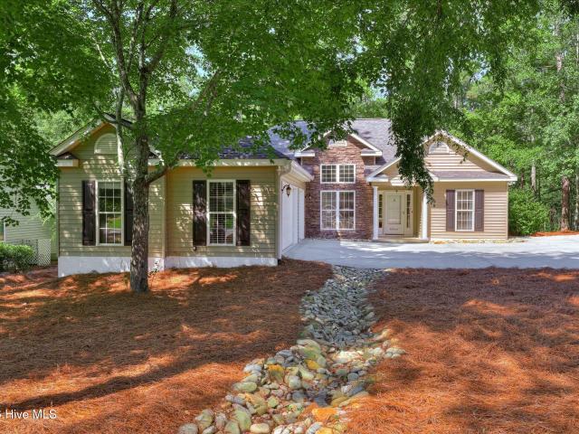 House for sale in Savannah Lakes Village, McCormick County