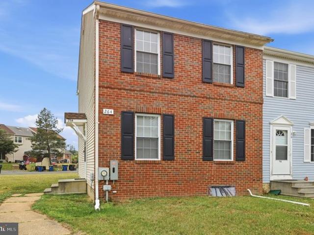 Townhouse for sale in Delaware