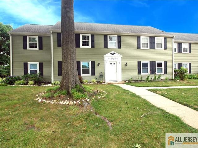 Condo for sale in Monroe Township, New Jersey