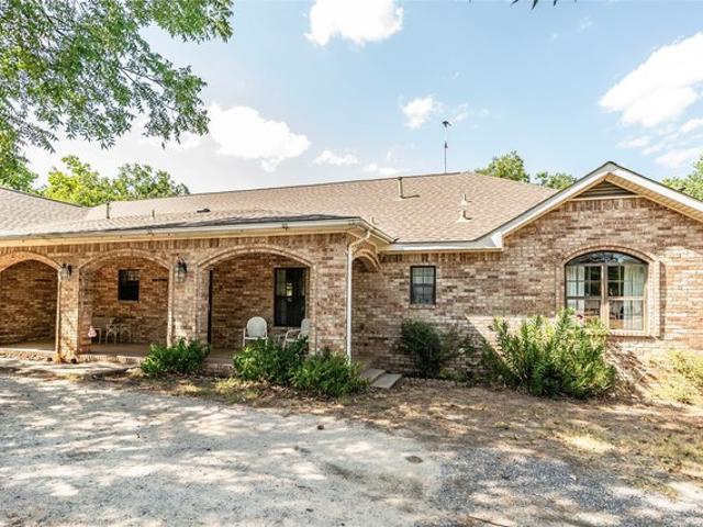 House for sale in Nocona, Texas