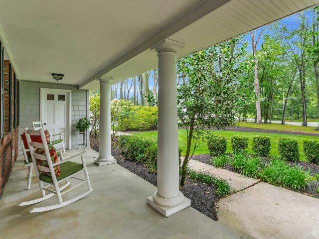 House for sale in Lincroft