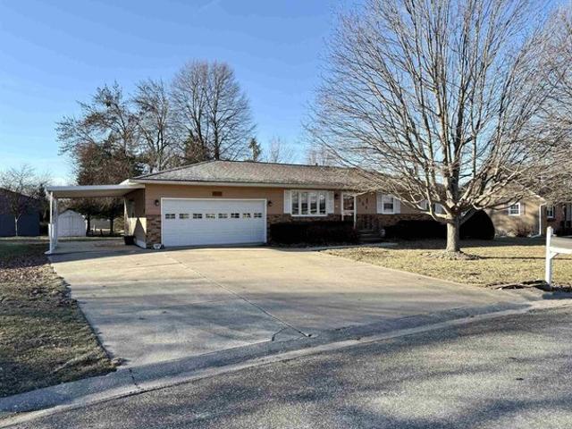 House for sale in Knoxville, Illinois