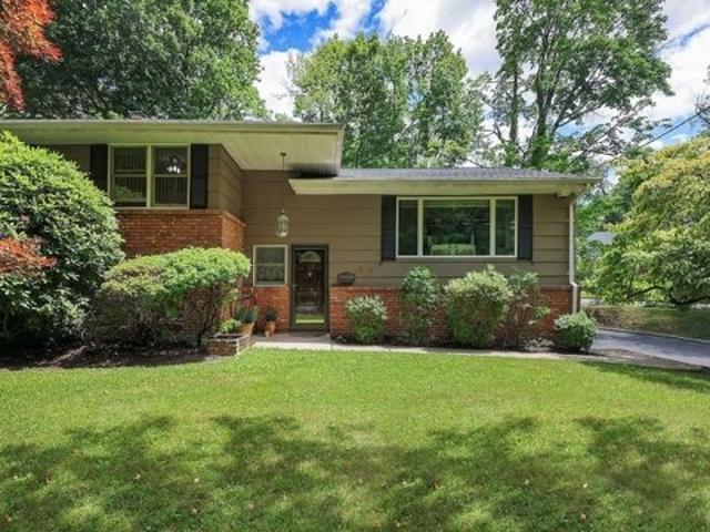 House for sale in Scotch Plains, New Jersey