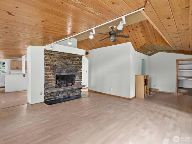 House for sale in Washington