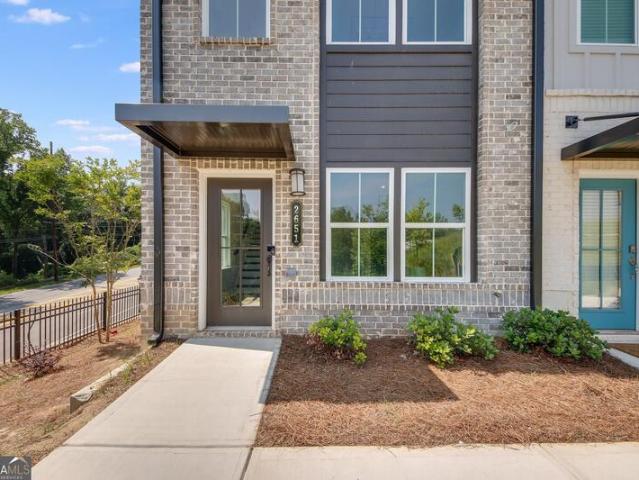 Townhouse for sale in Atlanta