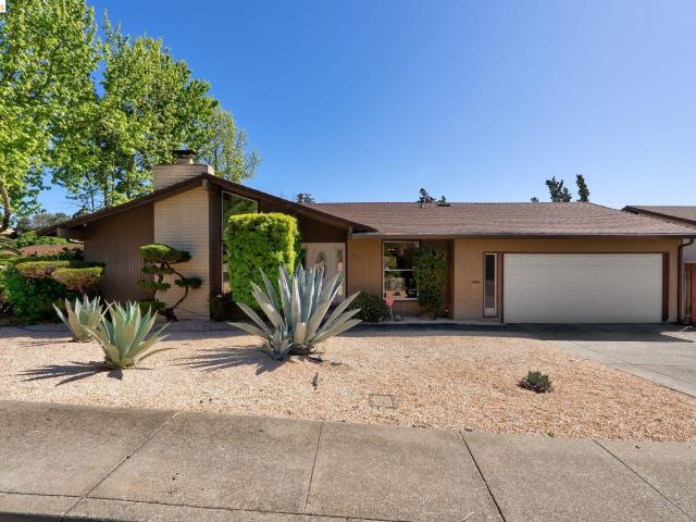 Property for sale in Pinole, California