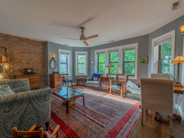 Condo for sale in Chicago Park, Illinois