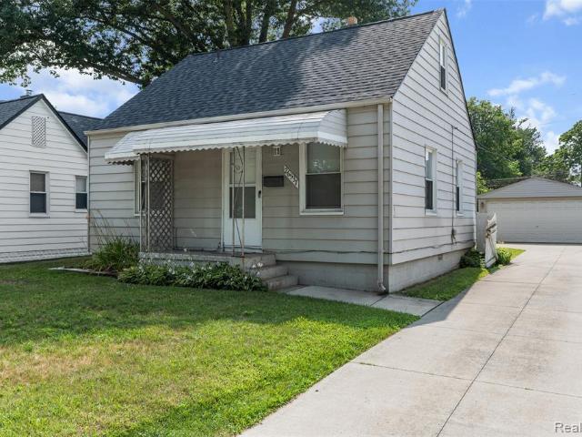 House for sale in Madison Heights