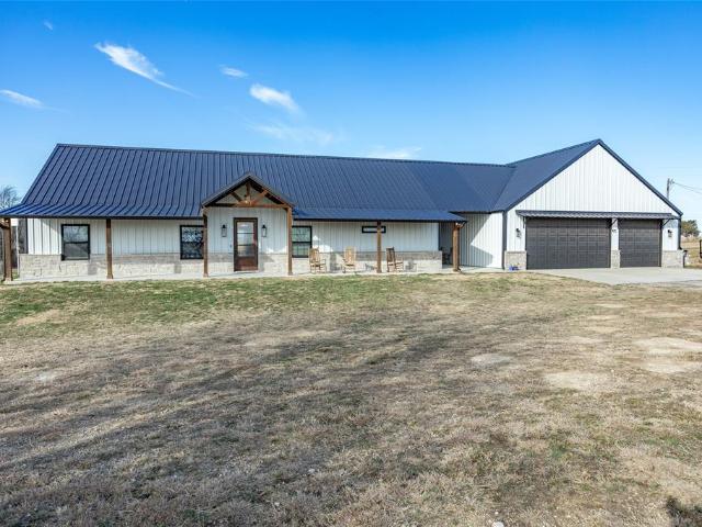 House for sale in Wise, Texas