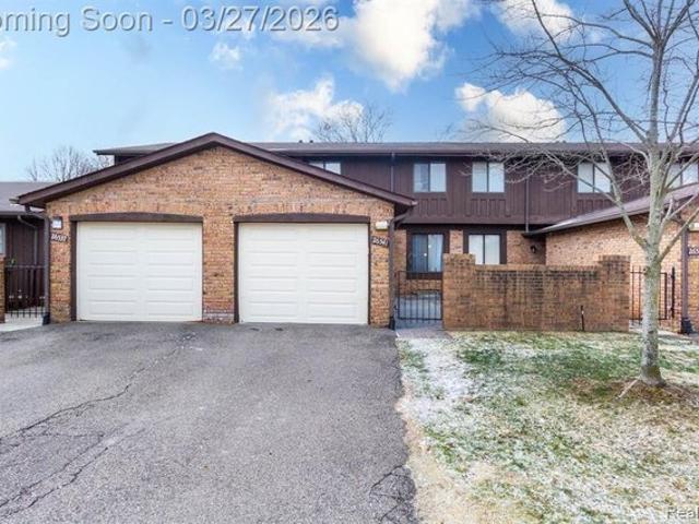 Condo for sale in Southfield, Michigan