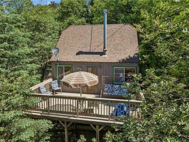 House for sale in Rimforest, California