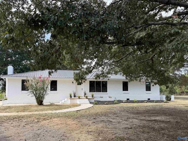 House for sale in Centre, Cherokee County