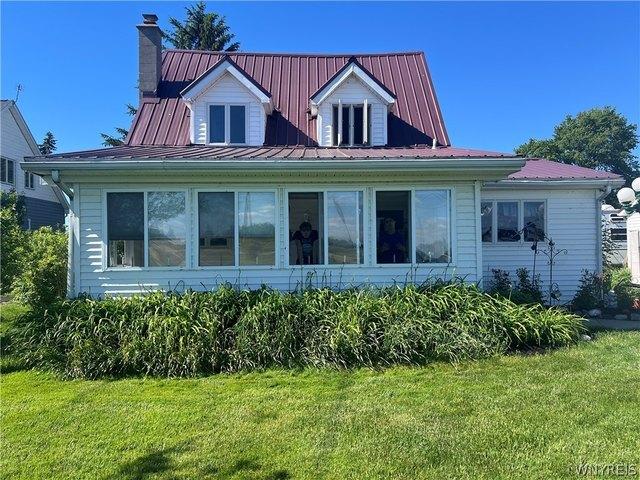 House for sale in Niagara, New York