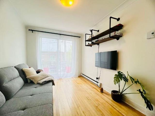 Apartment for rent in St. Leonard's, Quebec