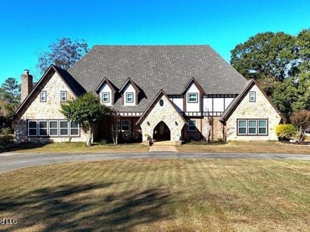 House for sale in Picayune, Mississippi