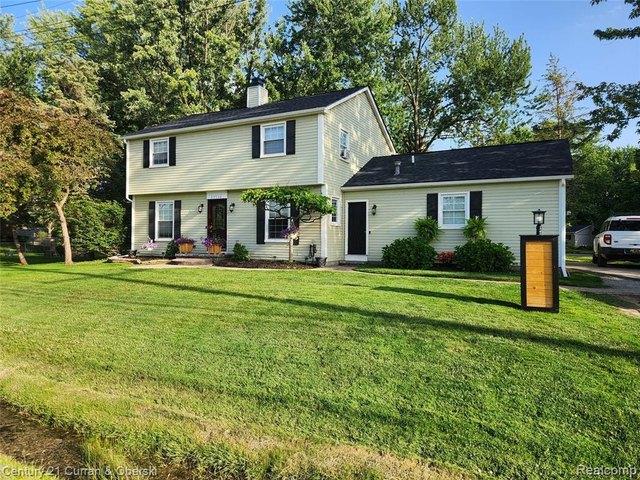House for sale in Harrison Township, Michigan