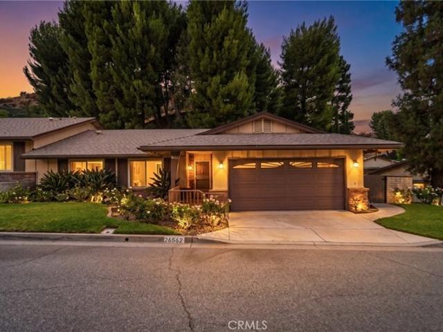 Condo for sale in Canyon Country, California