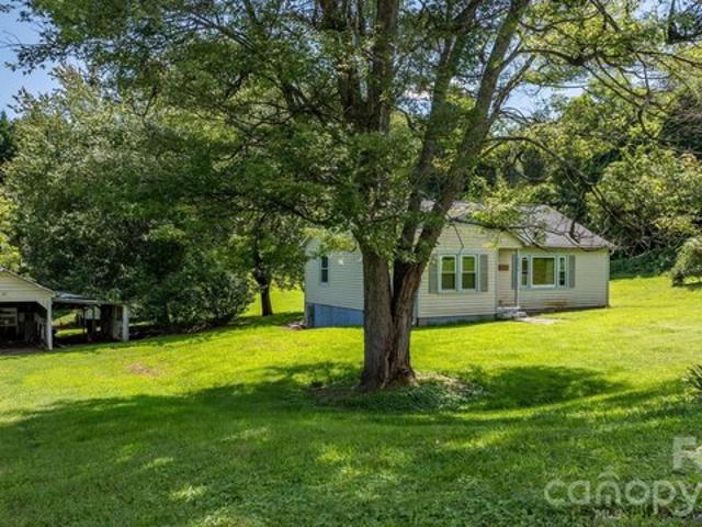 House for sale in Morganton, Burke County