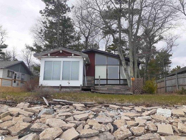 House for sale in Oscoda, Michigan