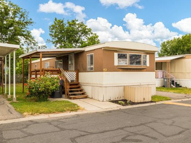 House for sale in West Valley City, Utah