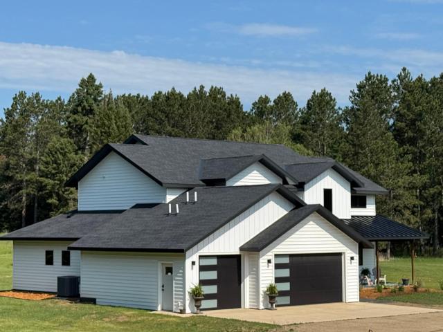 House for sale in Hubbard, Minnesota