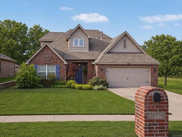 House for sale in Coweta, Oklahoma